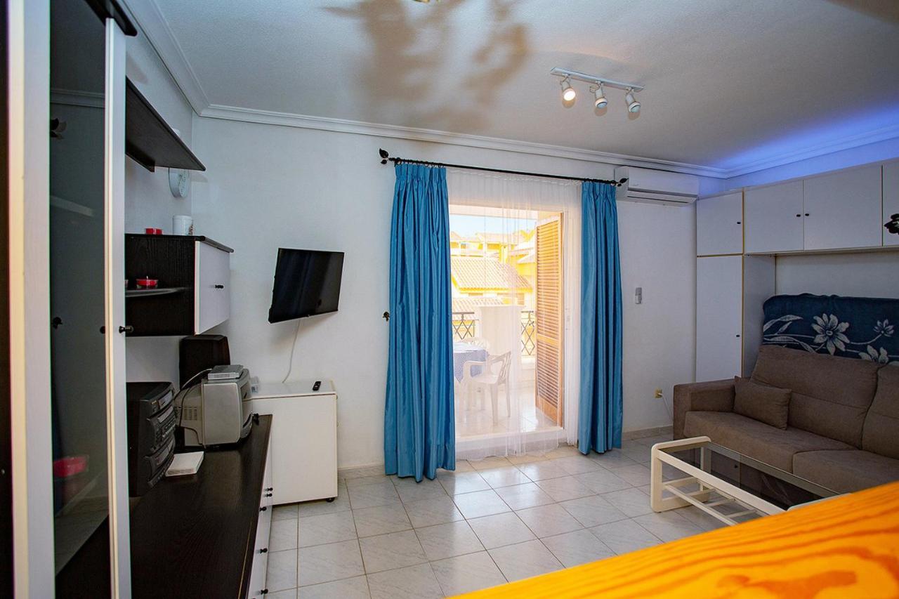 020 Lovely Studio - Alicante Holiday Ла-Мата Экстерьер фото