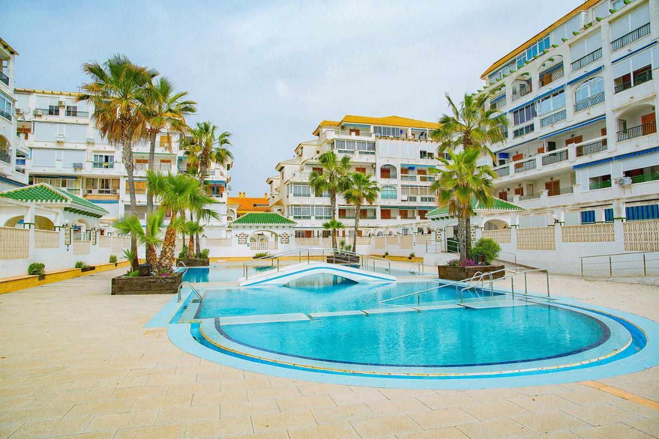 020 Lovely Studio - Alicante Holiday Ла-Мата Экстерьер фото