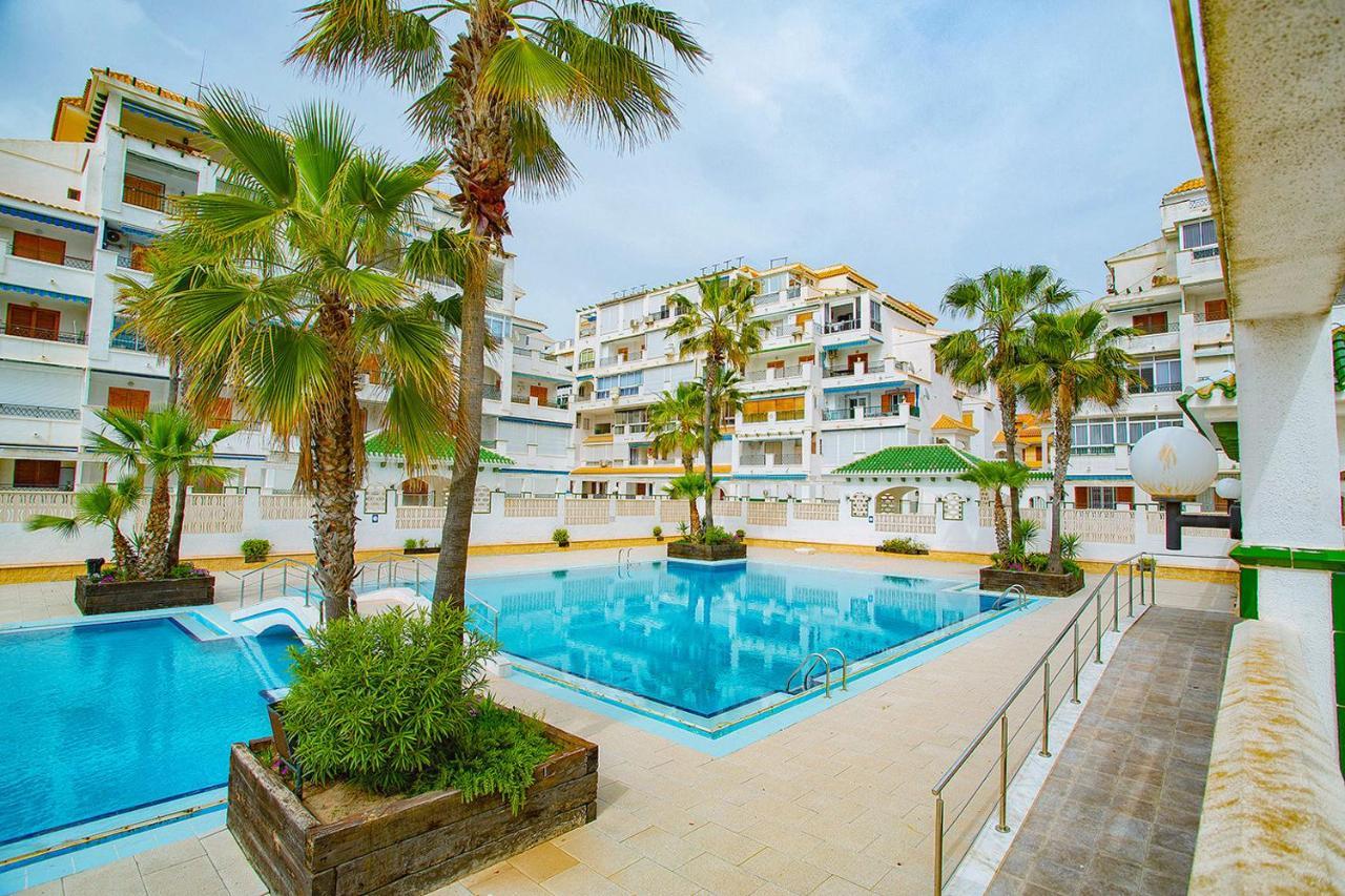 020 Lovely Studio - Alicante Holiday Ла-Мата Экстерьер фото